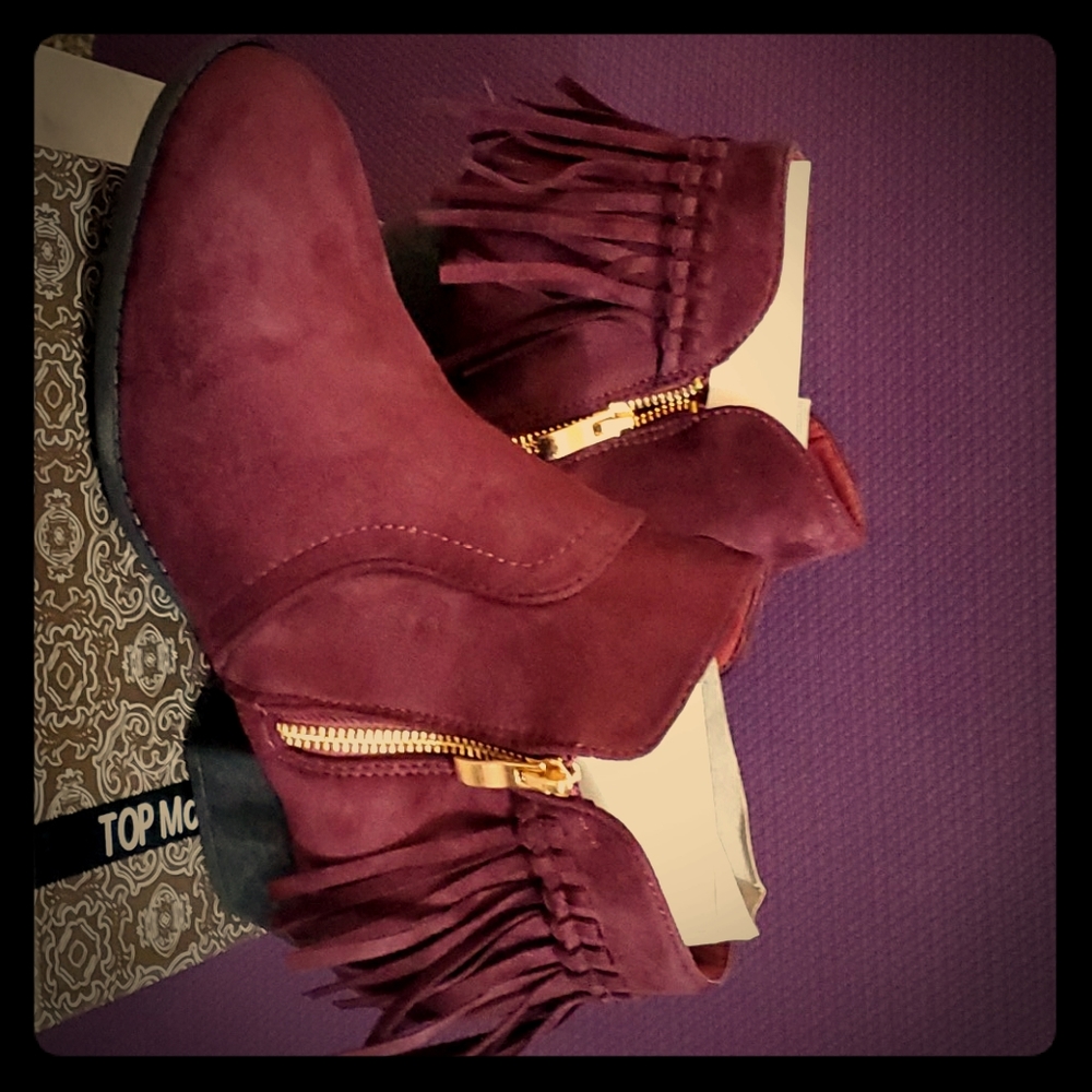Wine ankle bootie